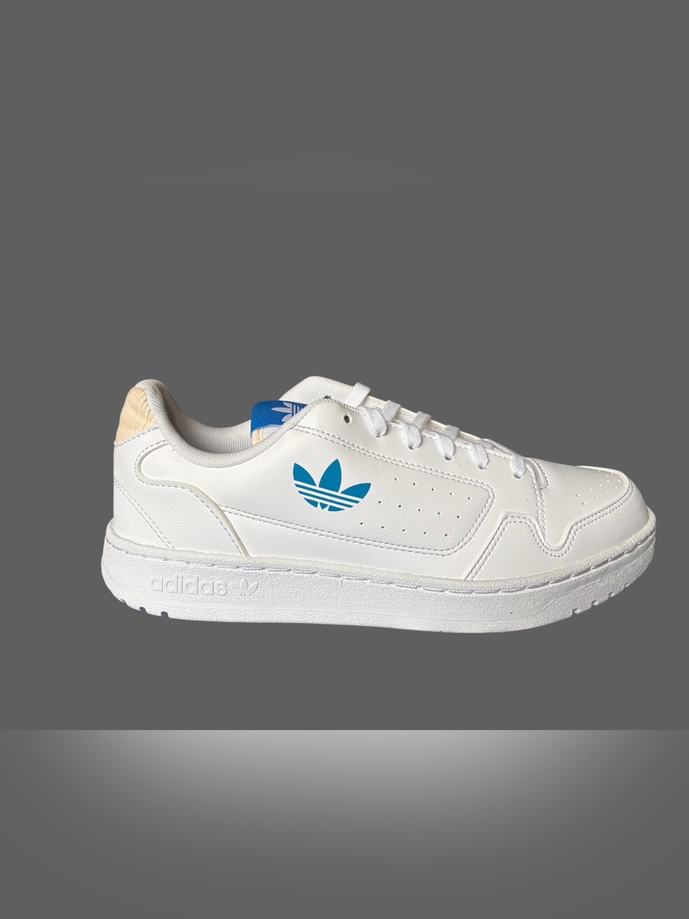 Adidas Original NY 90 Juniors Size 5.5Y Brand NEw (Will fit 6.5 Women)